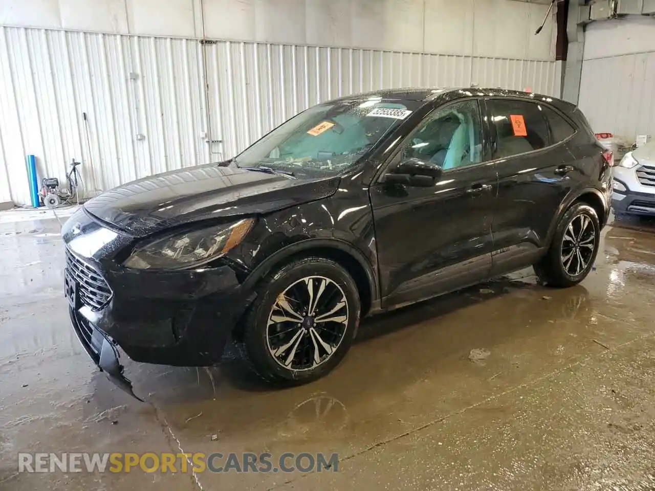 1 Photograph of a damaged car 1FMCU0G67MUB34221 FORD ESCAPE 2021