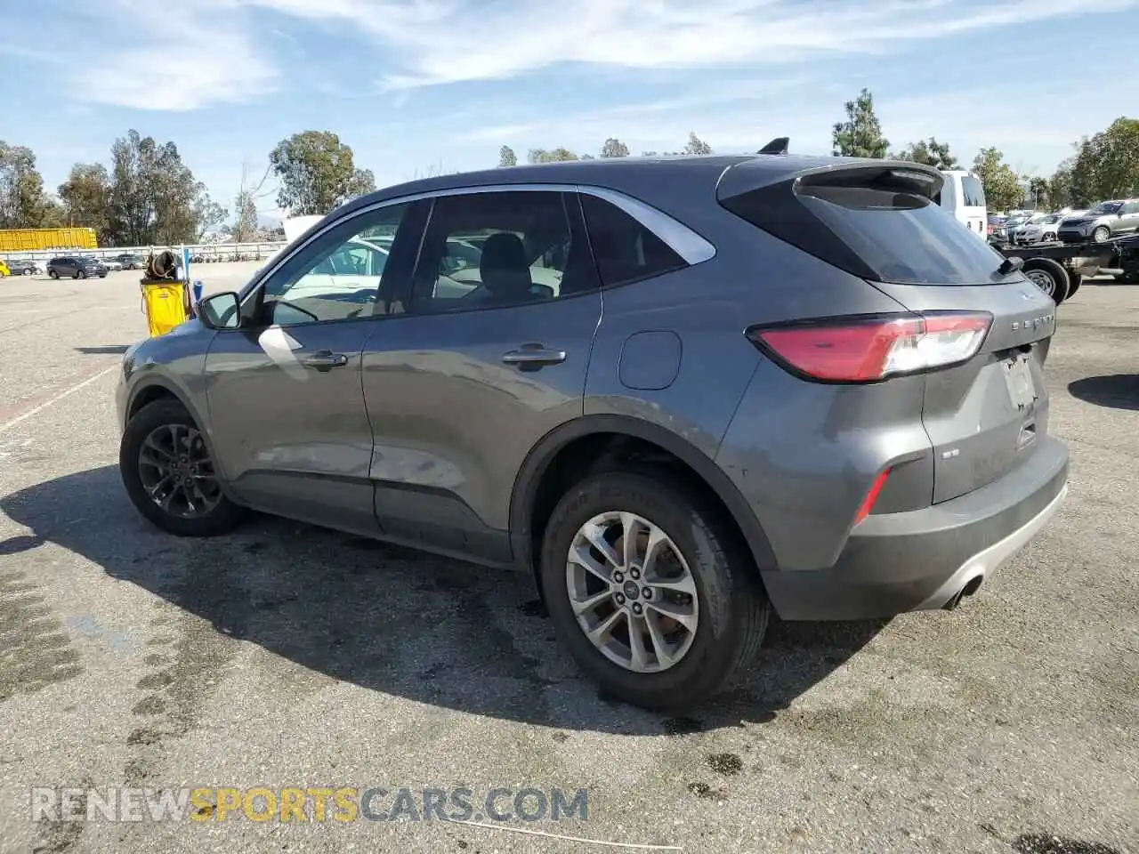 2 Photograph of a damaged car 1FMCU0G68MUA43037 FORD ESCAPE 2021