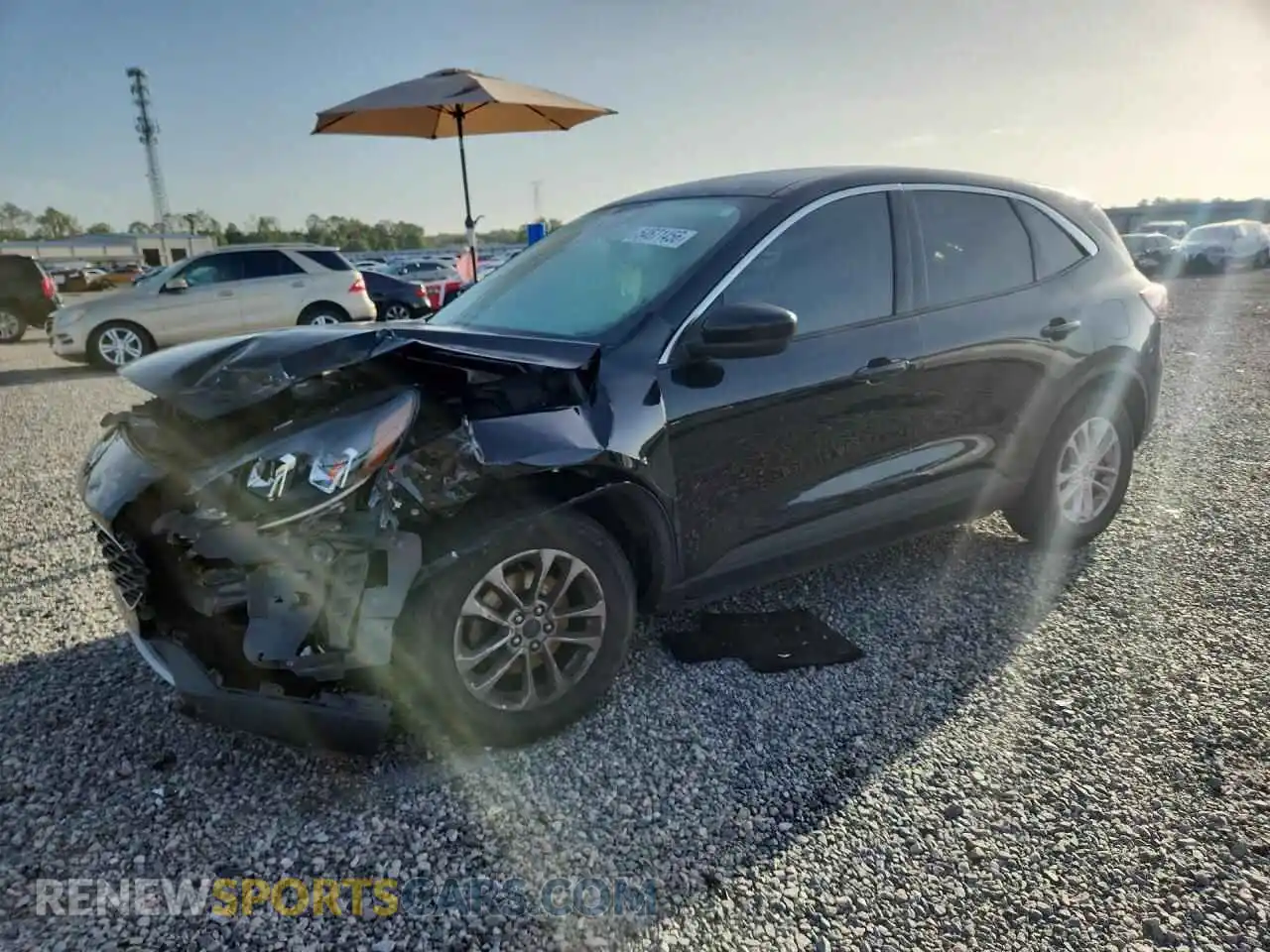 1 fotografías del automóvil dañado 1FMCU0G68MUB24152 FORD ESCAPE 2021