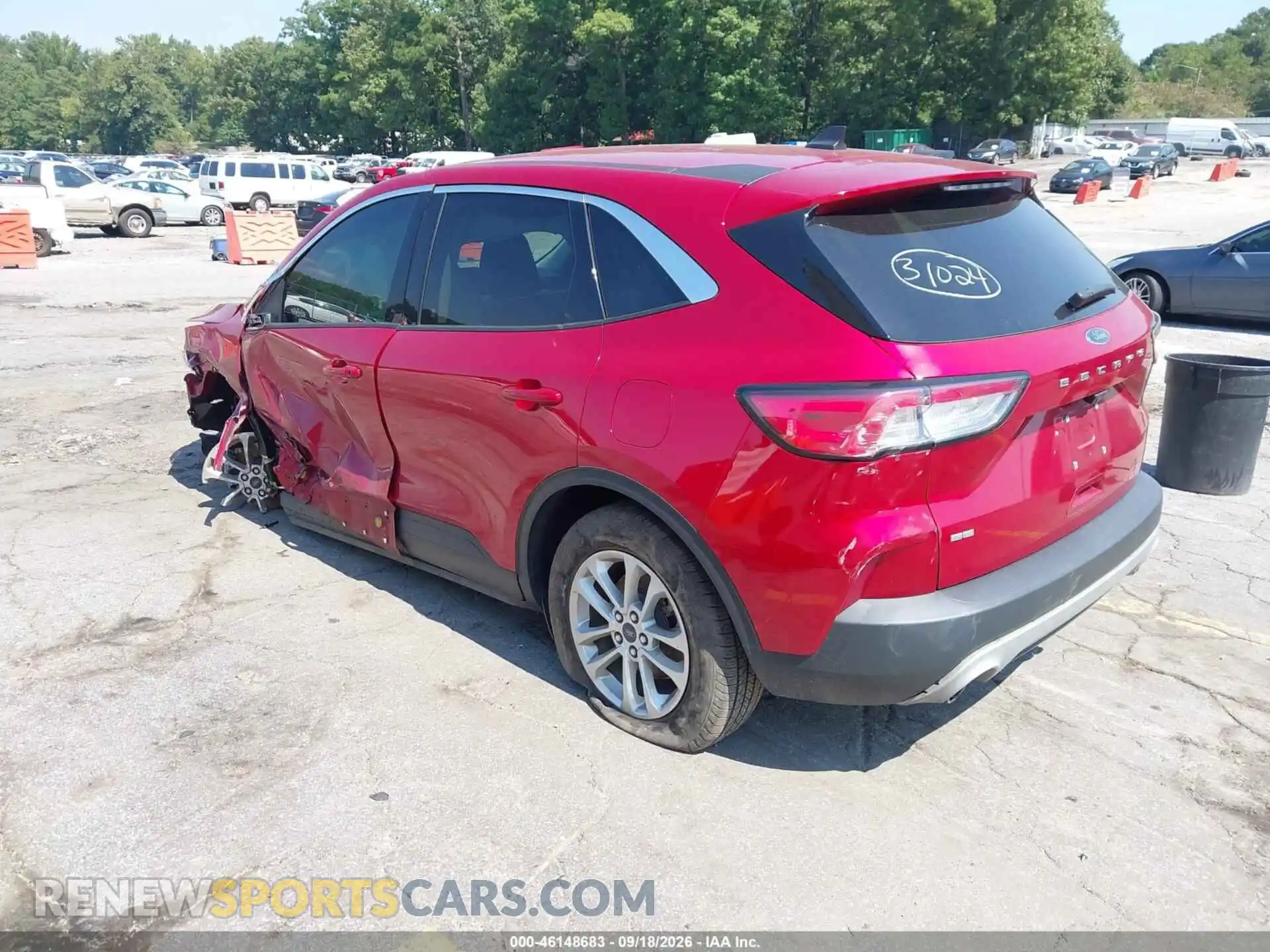 3 fotografías del automóvil dañado 1FMCU0G69MUA97964 FORD ESCAPE 2021