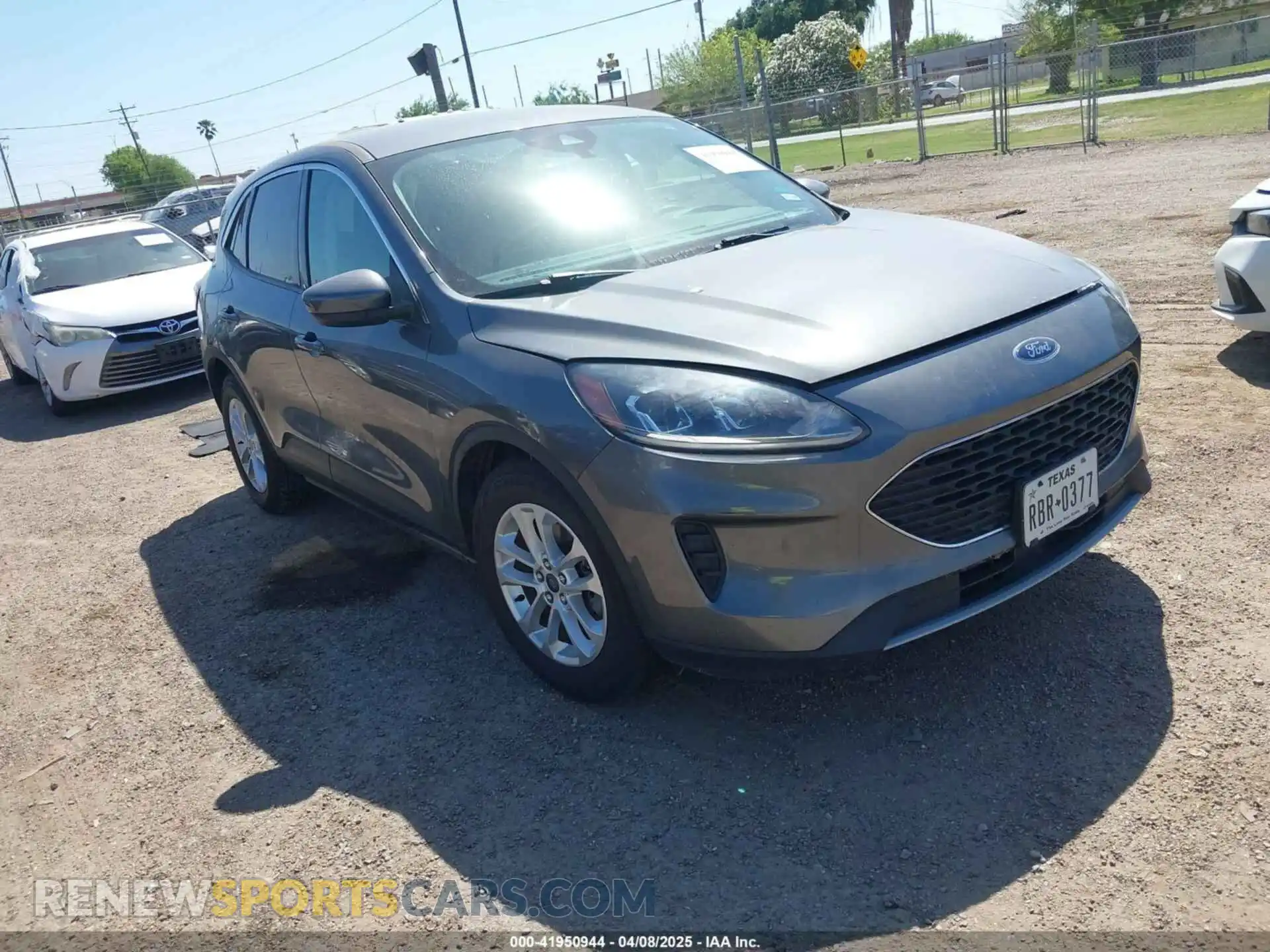 1 Photograph of a damaged car 1FMCU0G69MUB27450 FORD ESCAPE 2021