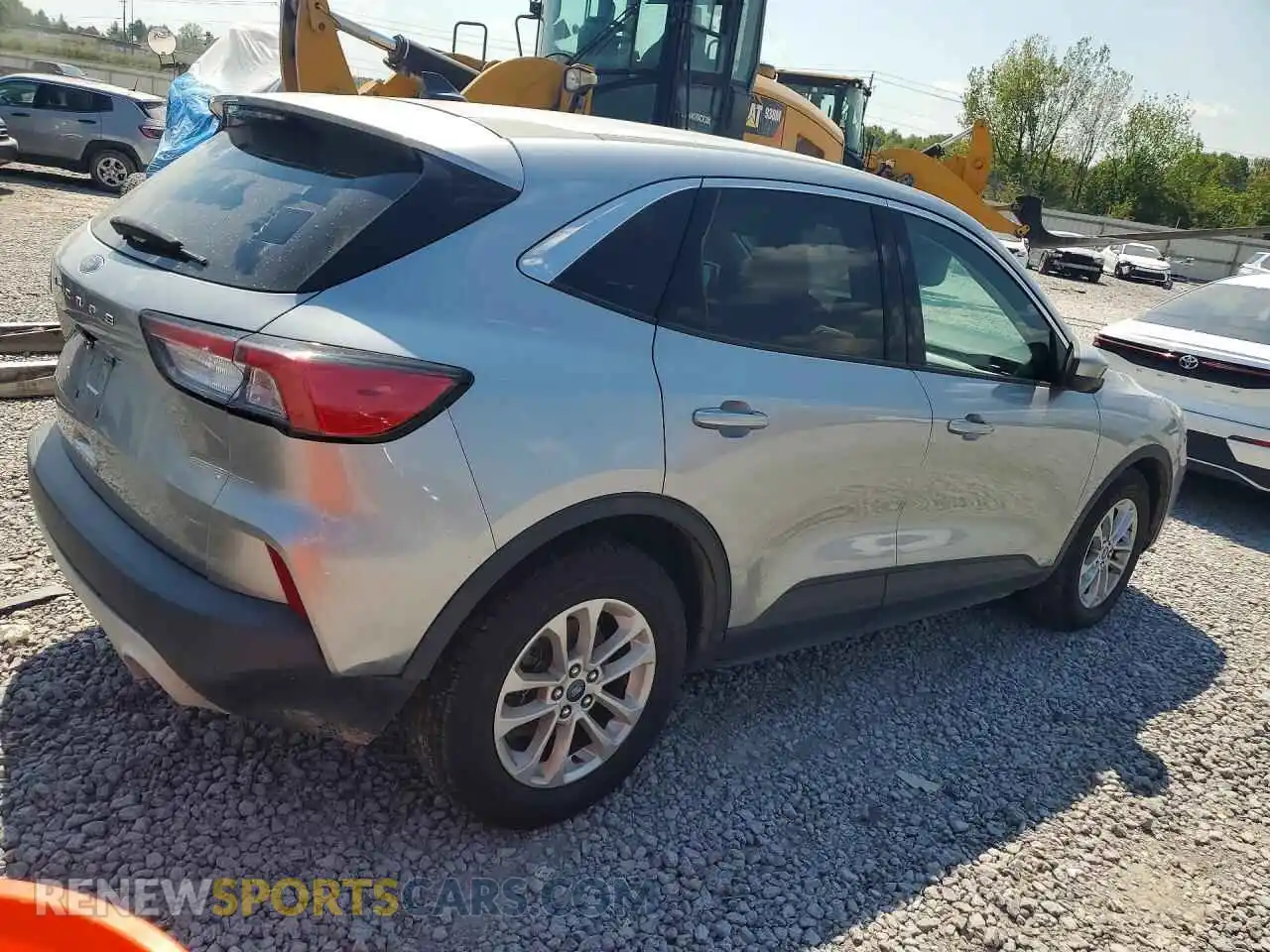 3 Photograph of a damaged car 1FMCU0G6XMUA42598 FORD ESCAPE 2021