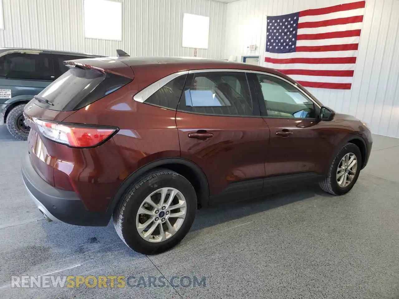 3 fotografías del automóvil dañado 1FMCU0G6XMUA85578 FORD ESCAPE 2021