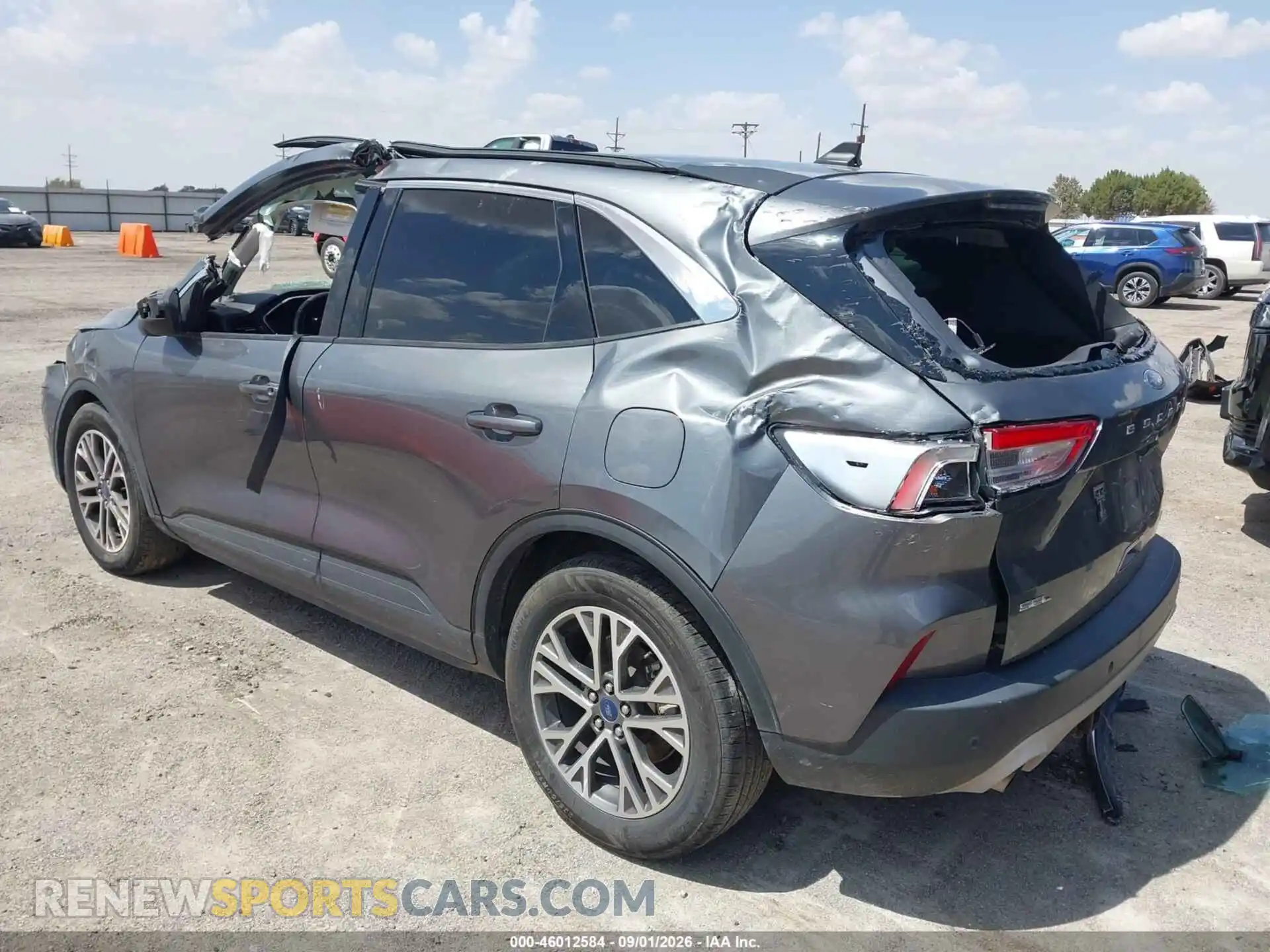 3 Photograph of a damaged car 1FMCU0H60MUB21065 FORD ESCAPE 2021