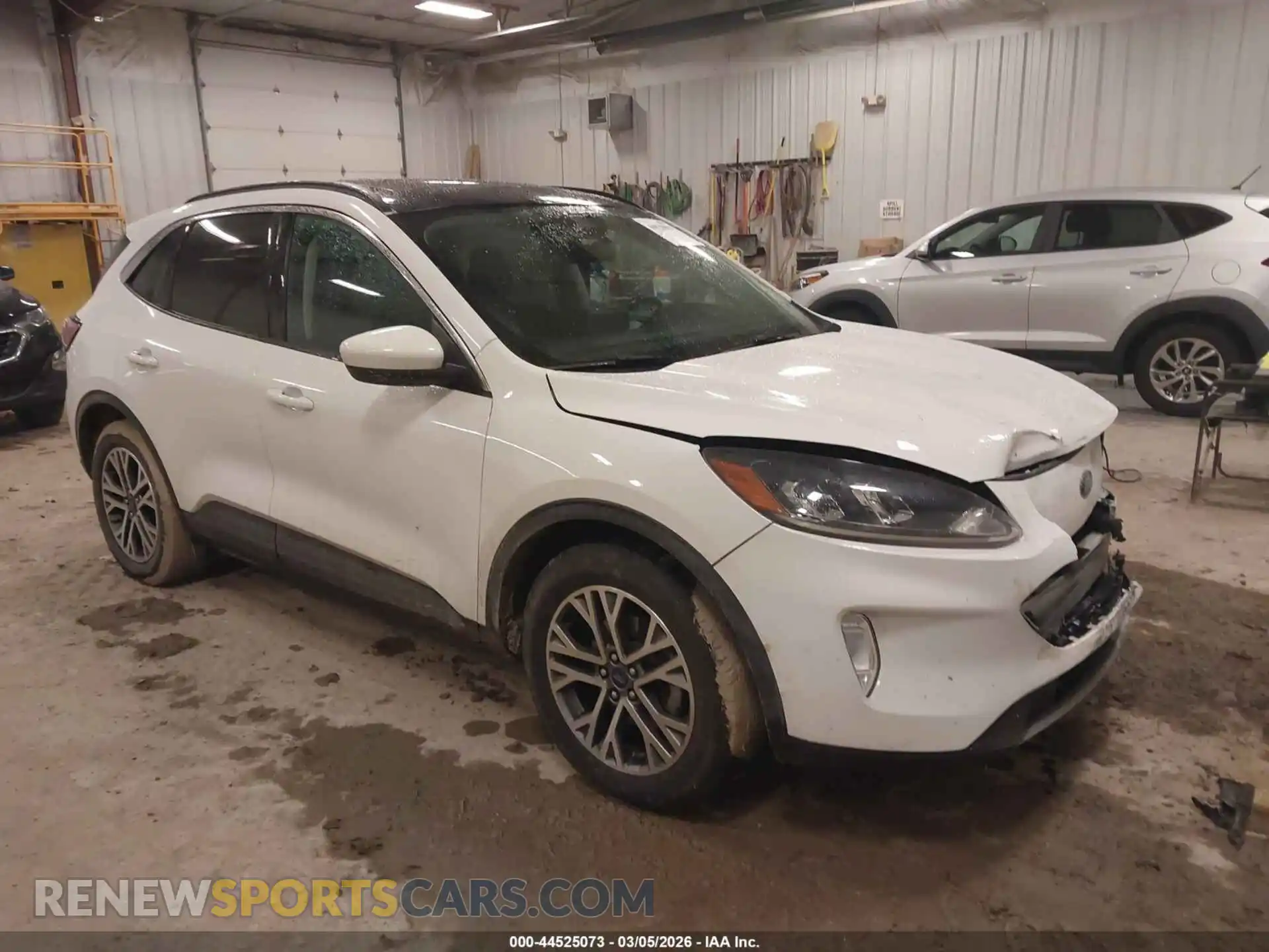 1 Photograph of a damaged car 1FMCU0H62MUA01767 FORD ESCAPE 2021
