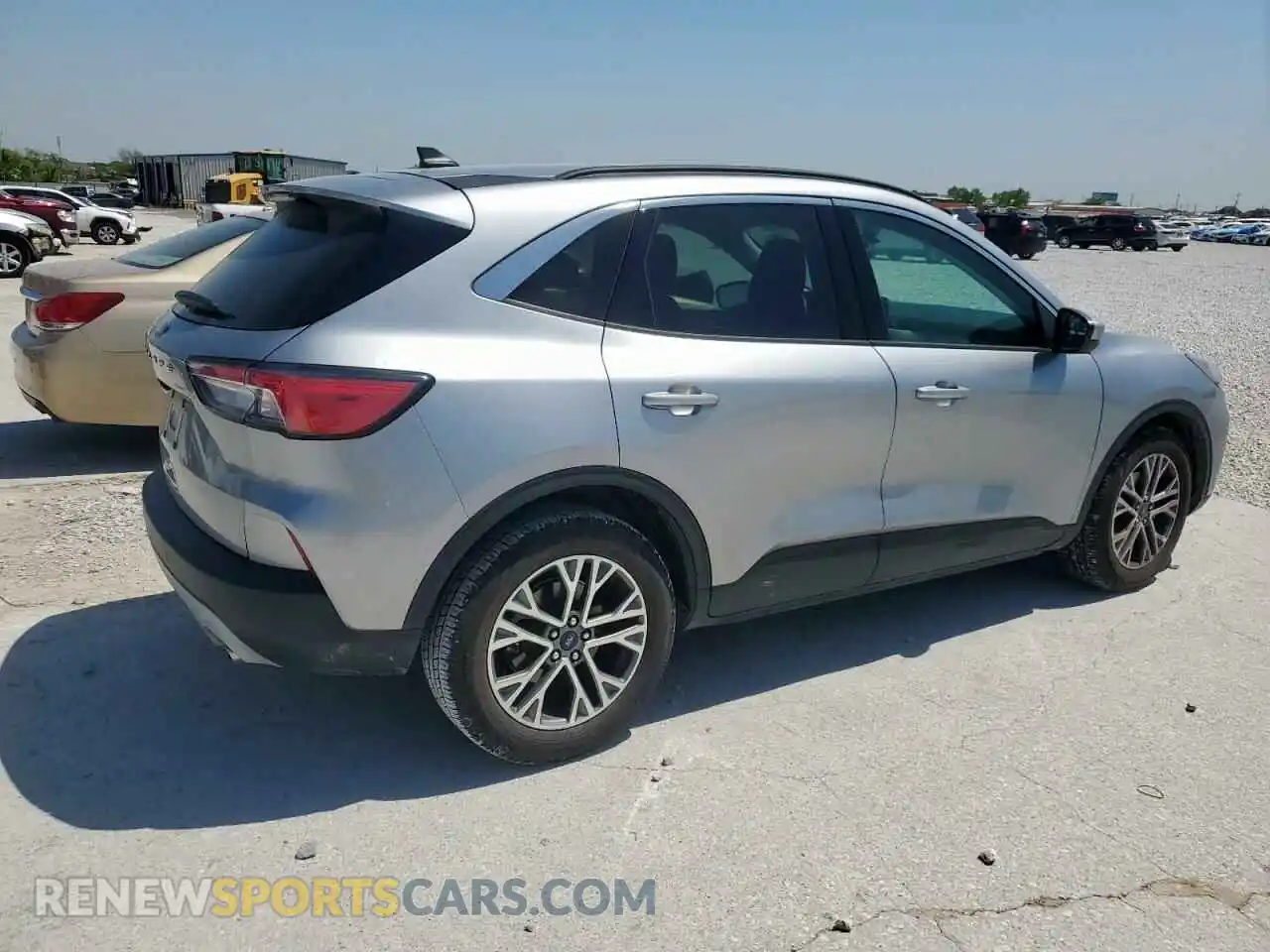 3 Photograph of a damaged car 1FMCU0H64MUA56348 FORD ESCAPE 2021
