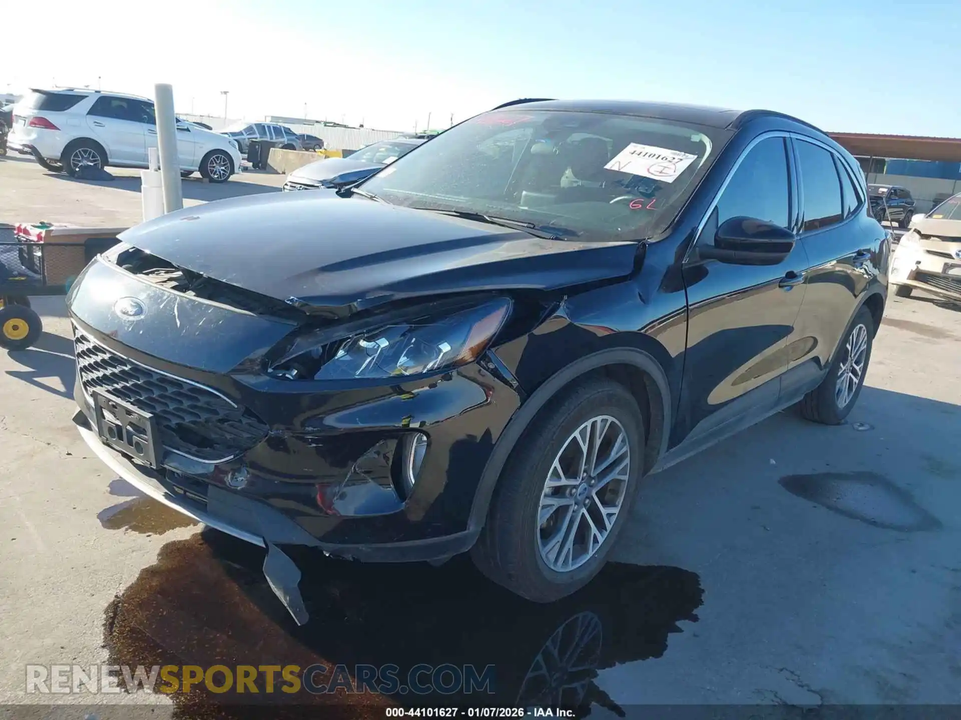 2 Photograph of a damaged car 1FMCU0H68MUA23059 FORD ESCAPE 2021