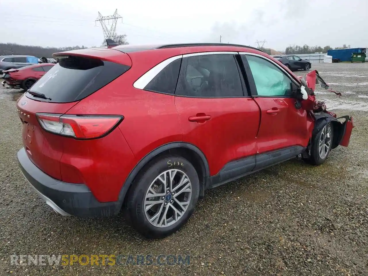 3 Фотография поврежденного автомобиля 1FMCU0H6XMUA59139 FORD ESCAPE 2021
