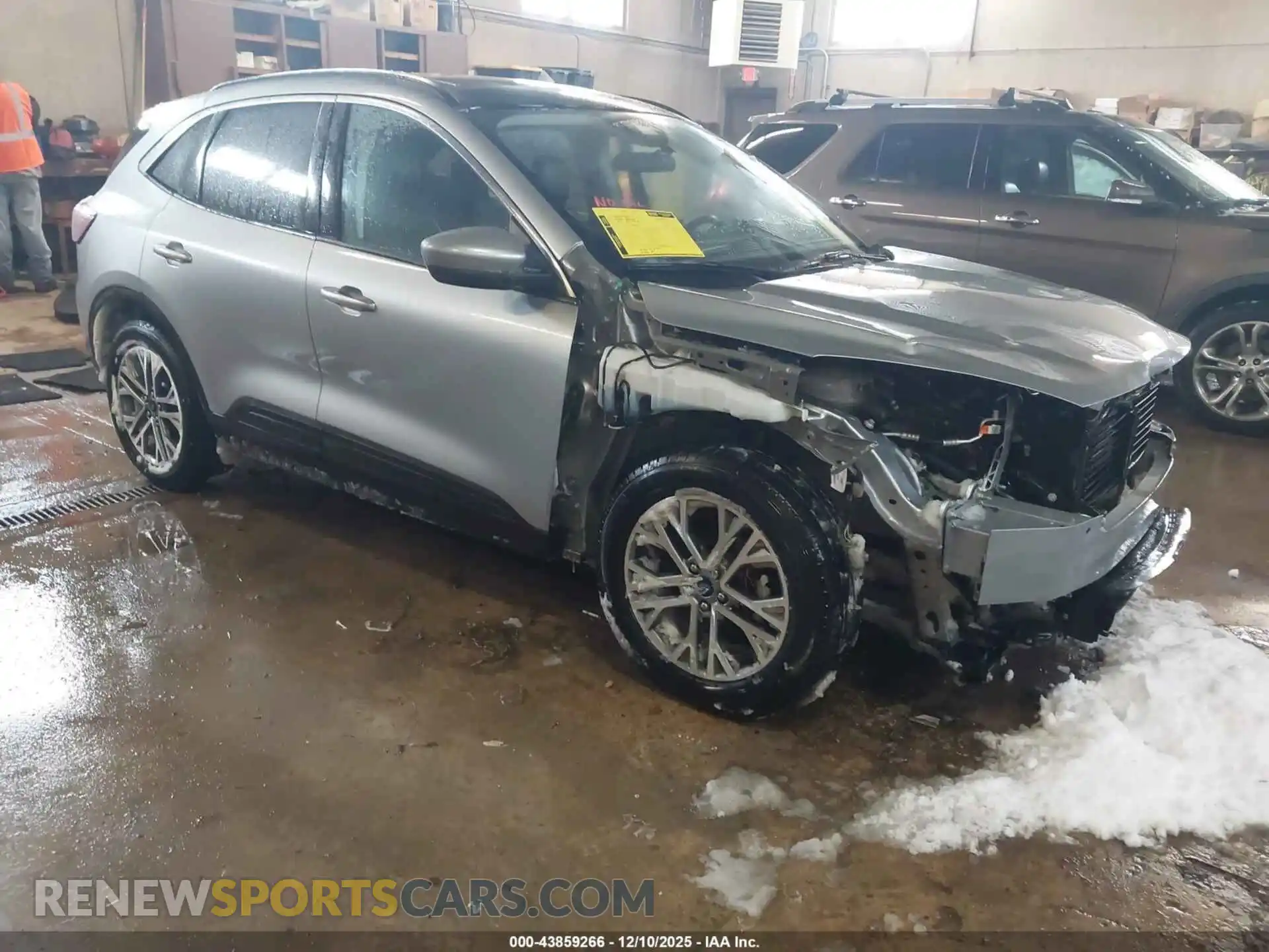 1 Photograph of a damaged car 1FMCU0H6XMUA64034 FORD ESCAPE 2021
