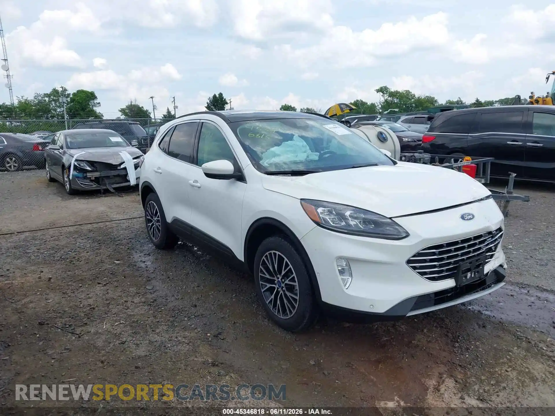 1 Photograph of a damaged car 1FMCU0LZ1MUA60570 FORD ESCAPE 2021