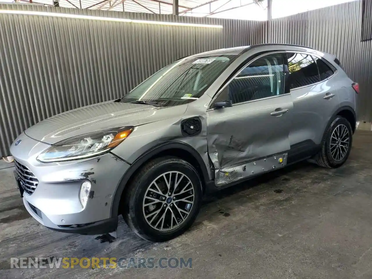 1 Photograph of a damaged car 1FMCU0LZ8MUA66995 FORD ESCAPE 2021