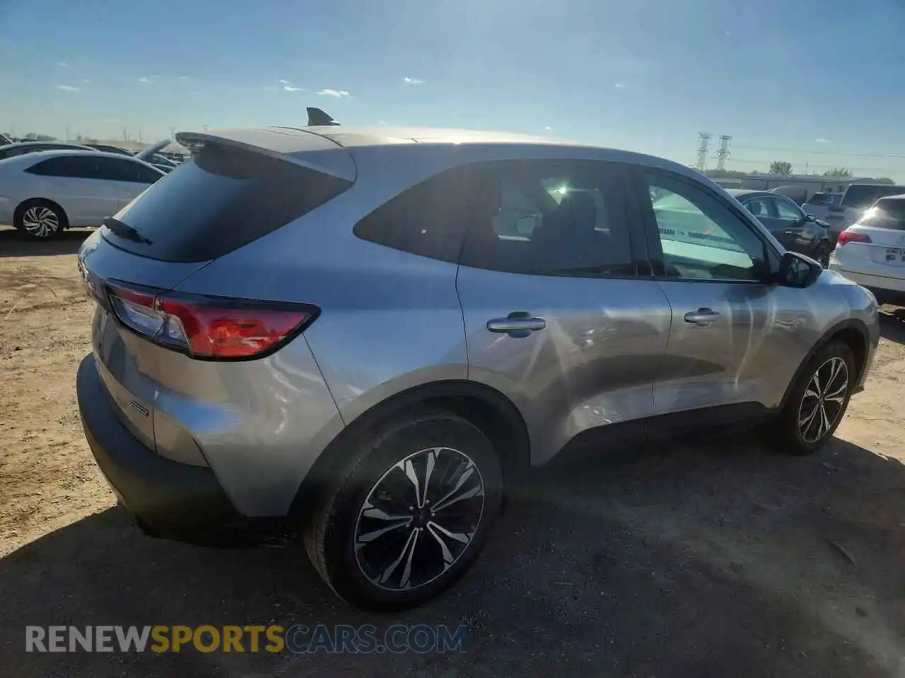 3 Photograph of a damaged car 1FMCU9BZ1MUA32306 FORD ESCAPE 2021