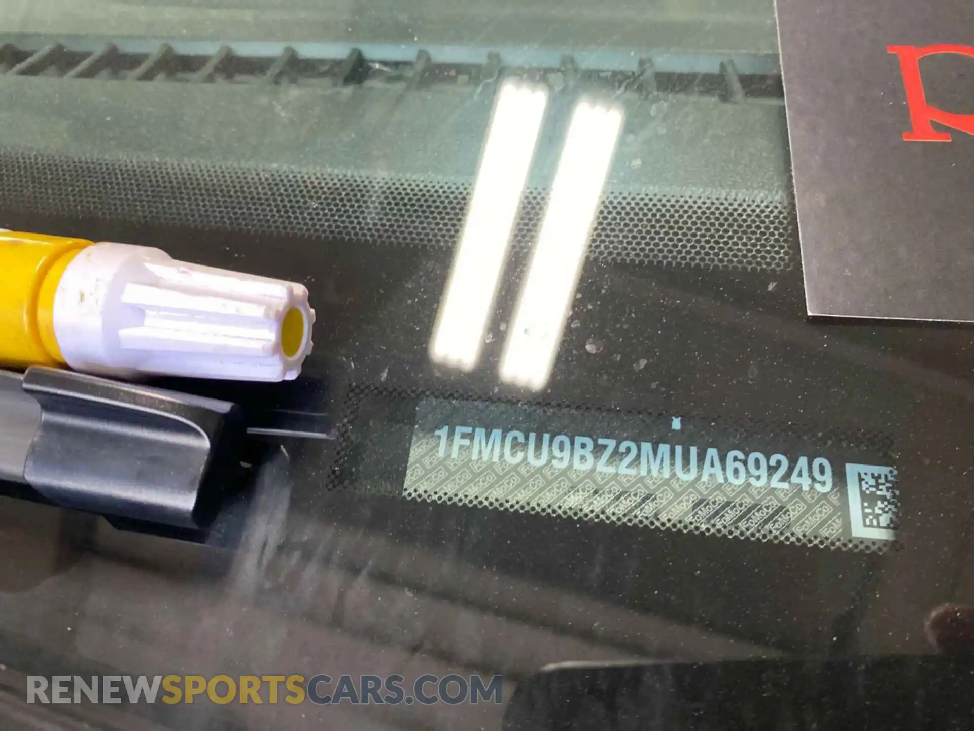 1 Photograph of a damaged car 1FMCU9BZ2MUA69249 FORD ESCAPE 2021