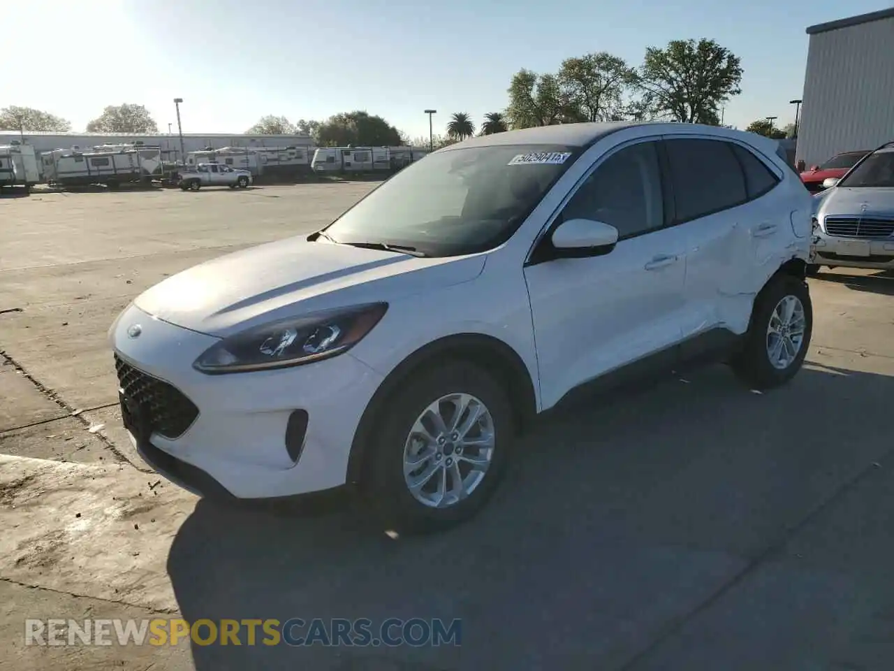 1 Photograph of a damaged car 1FMCU9BZ2MUB03223 FORD ESCAPE 2021