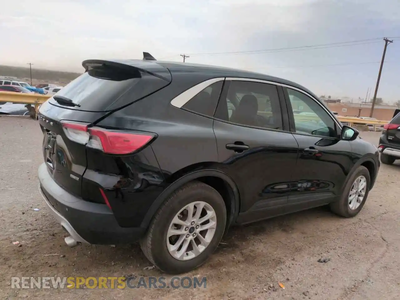 3 Photograph of a damaged car 1FMCU9BZ3MUA88456 FORD ESCAPE 2021