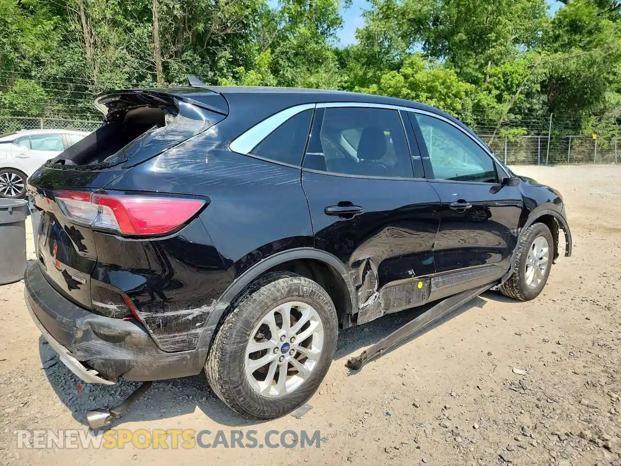 3 Фотография поврежденного автомобиля 1FMCU9BZ4MUA58222 FORD ESCAPE 2021