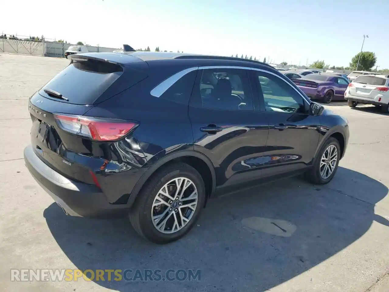 3 Photograph of a damaged car 1FMCU9CZ1MUA38833 FORD ESCAPE 2021