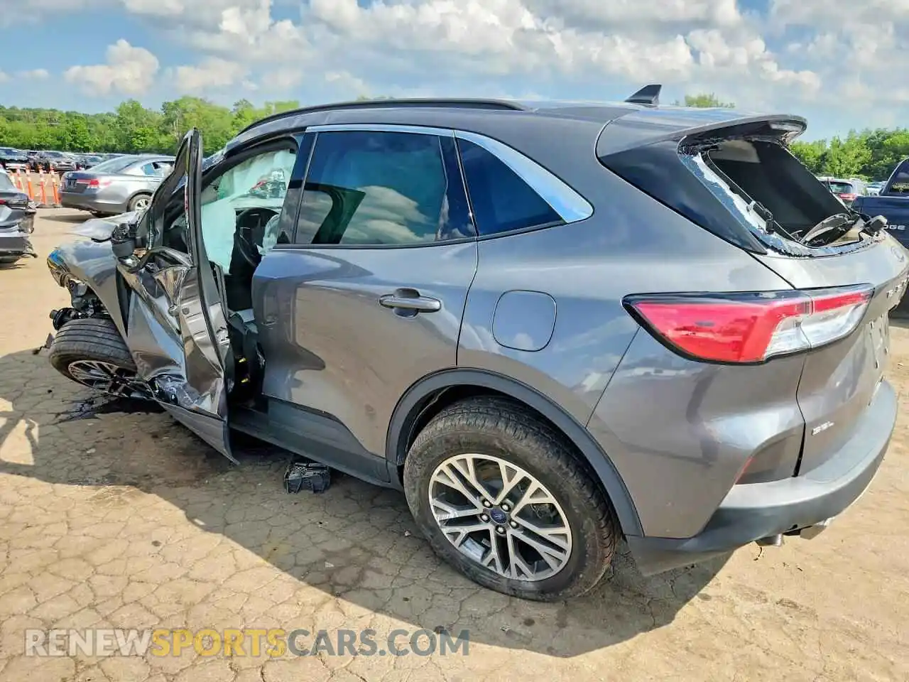 2 Фотография поврежденного автомобиля 1FMCU9CZ4MUA38678 FORD ESCAPE 2021