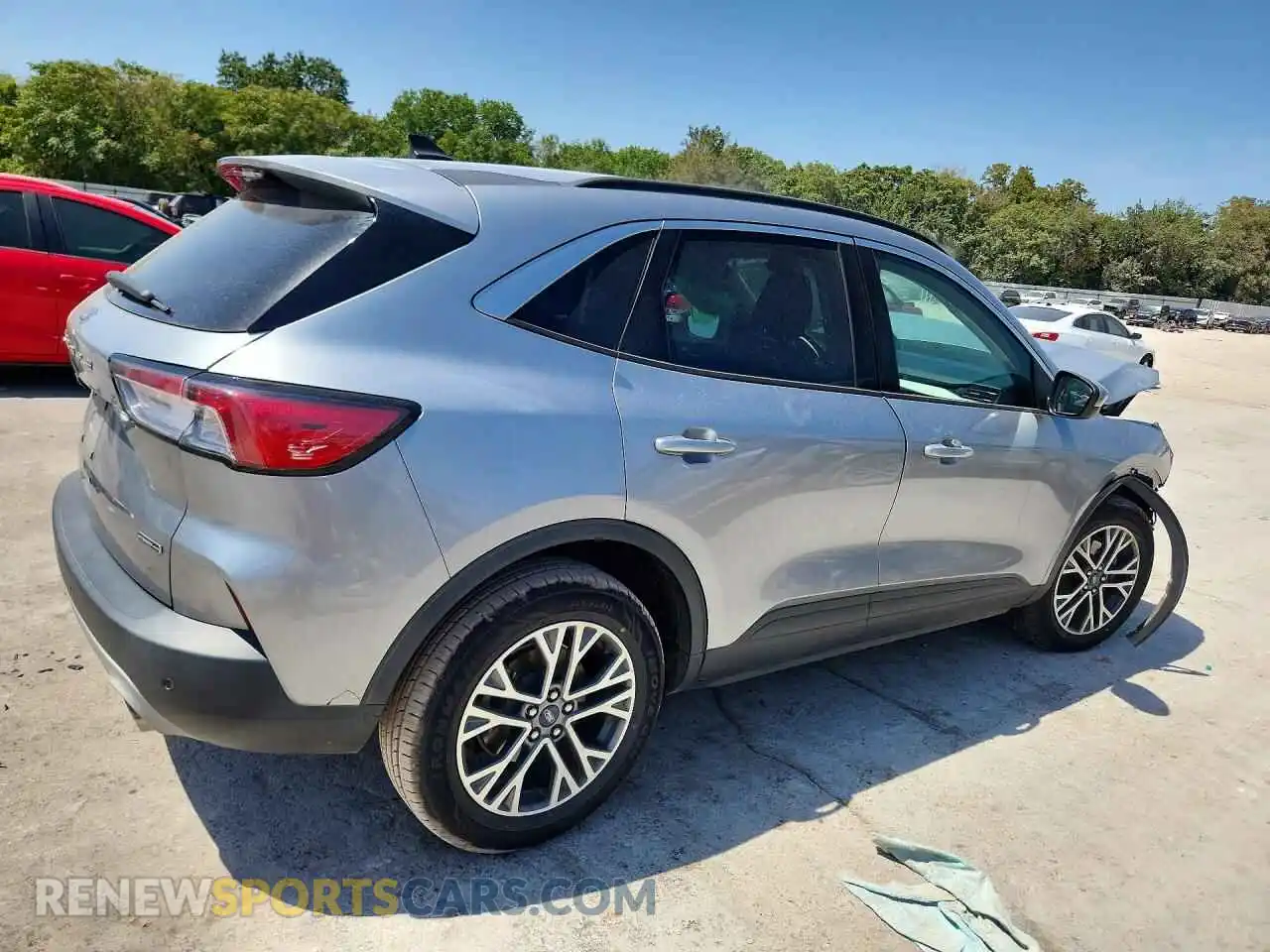 3 Photograph of a damaged car 1FMCU9CZ4MUA51415 FORD ESCAPE 2021