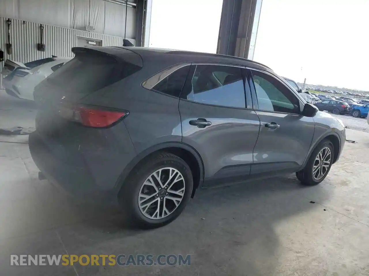 3 fotografías del automóvil dañado 1FMCU9CZ8MUA28722 FORD ESCAPE 2021