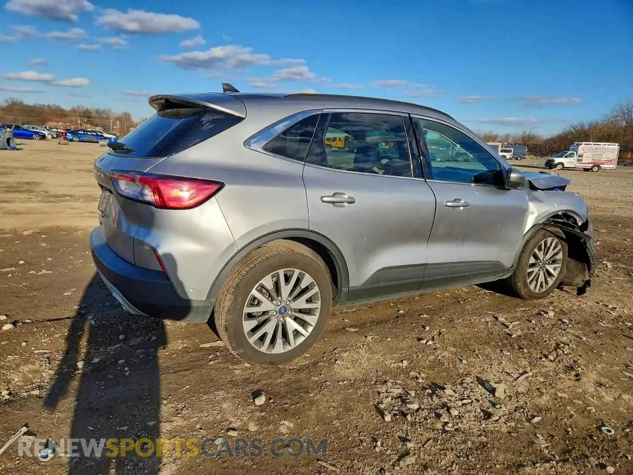 3 Photograph of a damaged car 1FMCU9DZ6MUA82101 FORD ESCAPE 2021