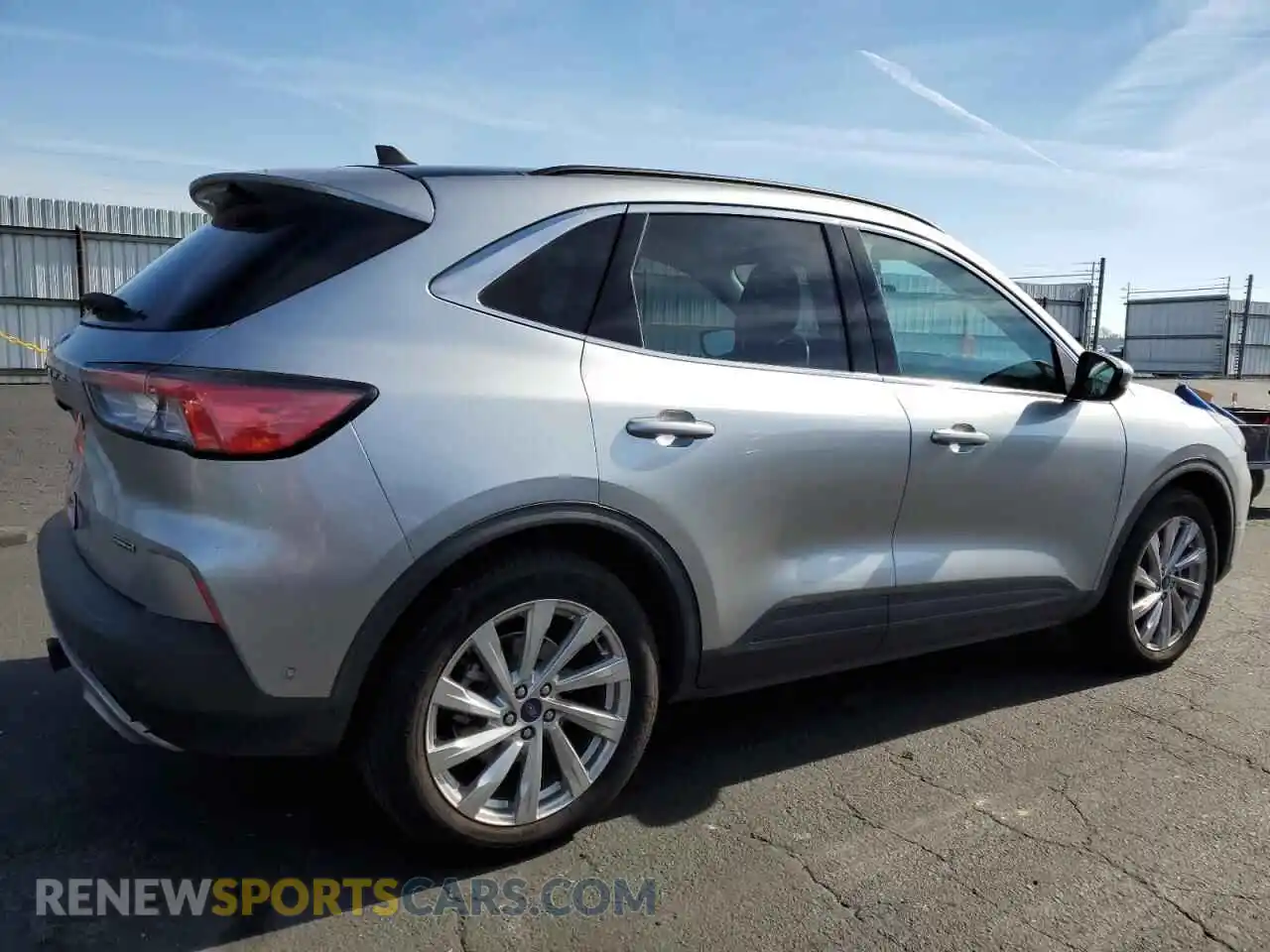 3 Photograph of a damaged car 1FMCU9DZ6MUB27201 FORD ESCAPE 2021