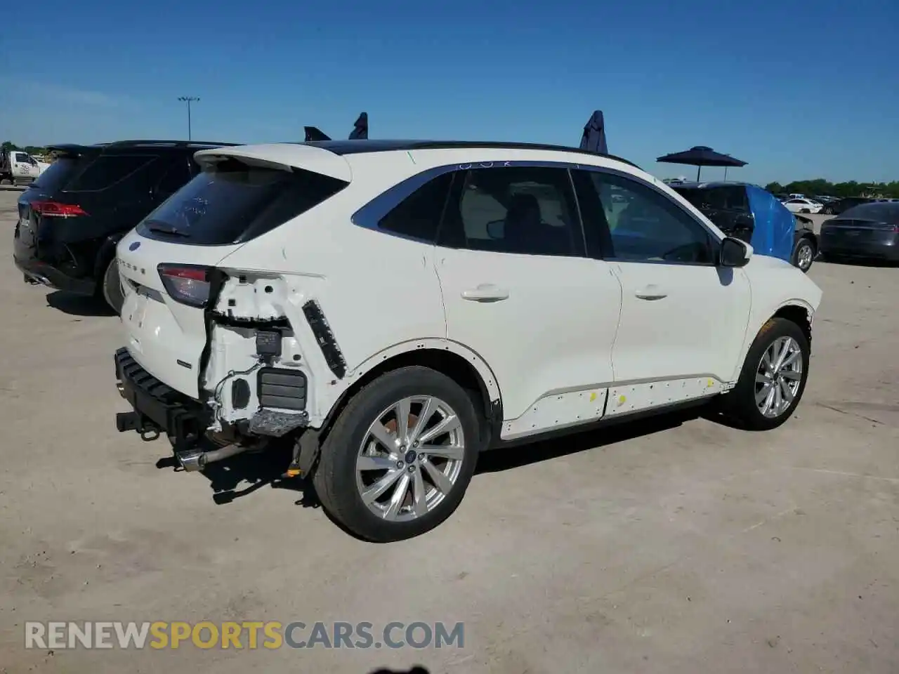 3 Photograph of a damaged car 1FMCU9DZ9MUA02709 FORD ESCAPE 2021