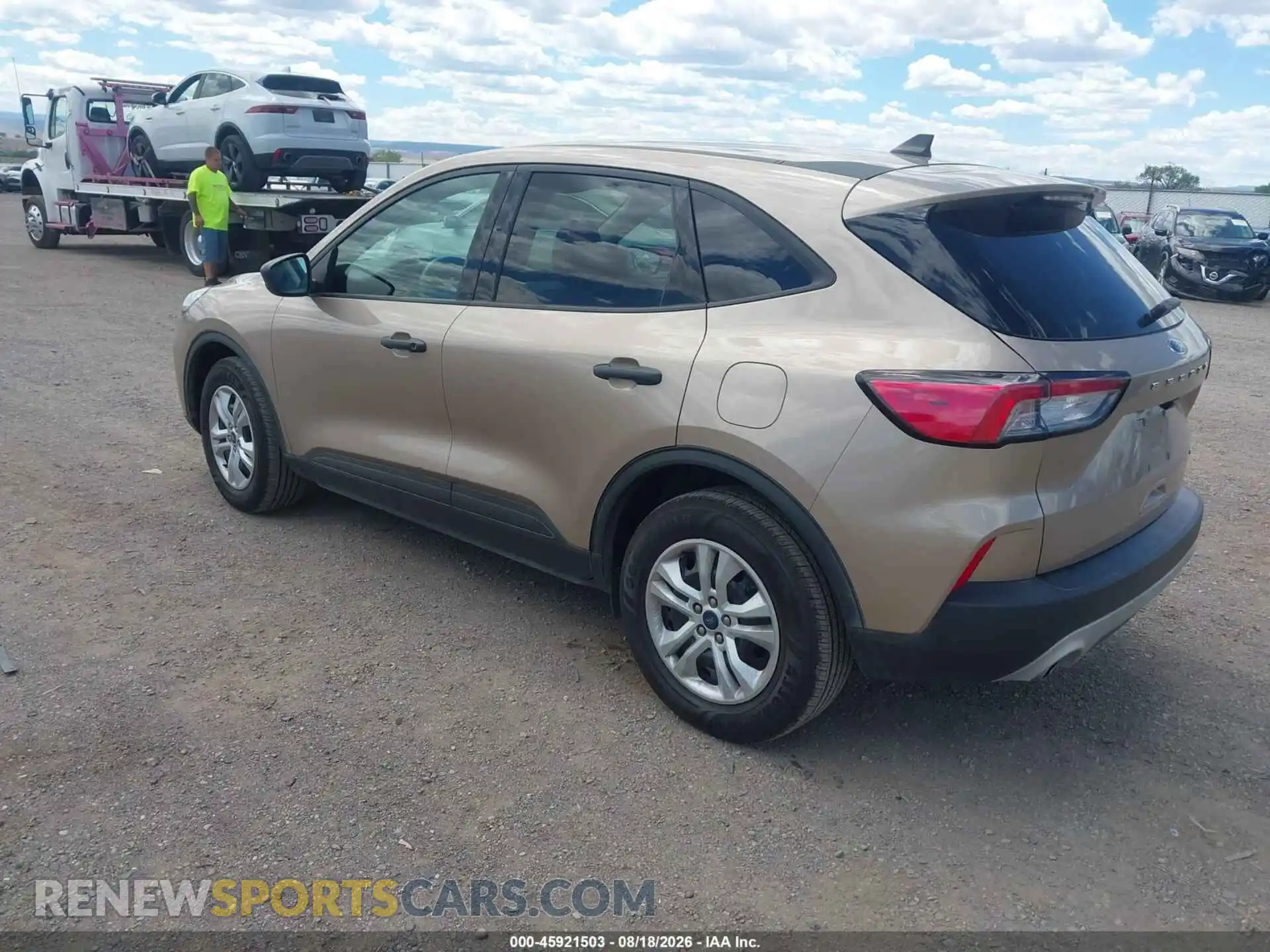 3 fotografías del automóvil dañado 1FMCU9F60MUA68116 FORD ESCAPE 2021
