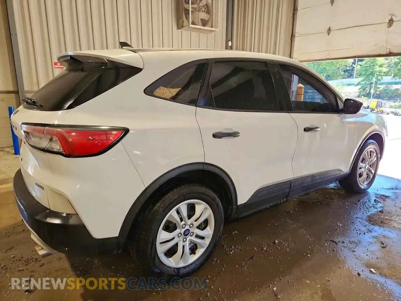 3 Photograph of a damaged car 1FMCU9F68MUA68476 FORD ESCAPE 2021