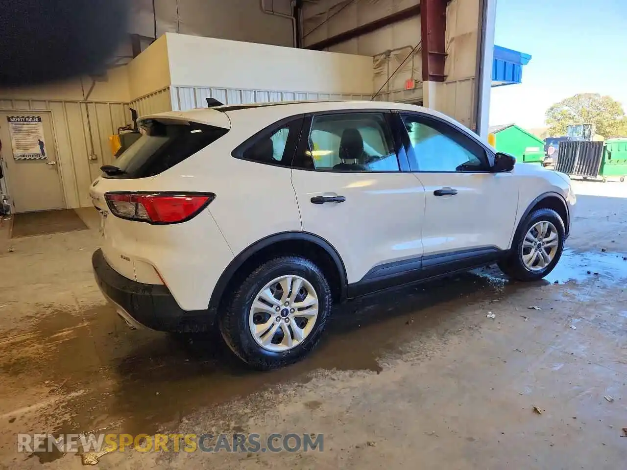 3 fotografías del automóvil dañado 1FMCU9F6XMUA90107 FORD ESCAPE 2021