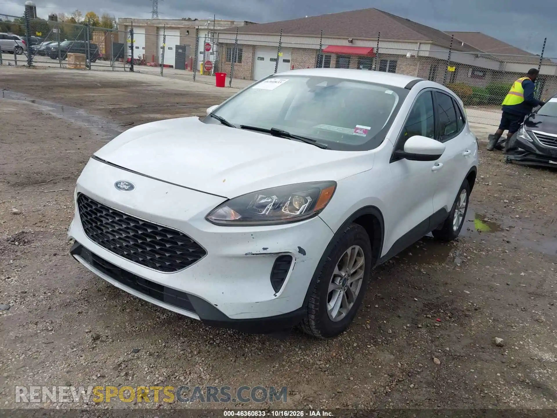 2 fotografías del automóvil dañado 1FMCU9G60MUA39777 FORD ESCAPE 2021