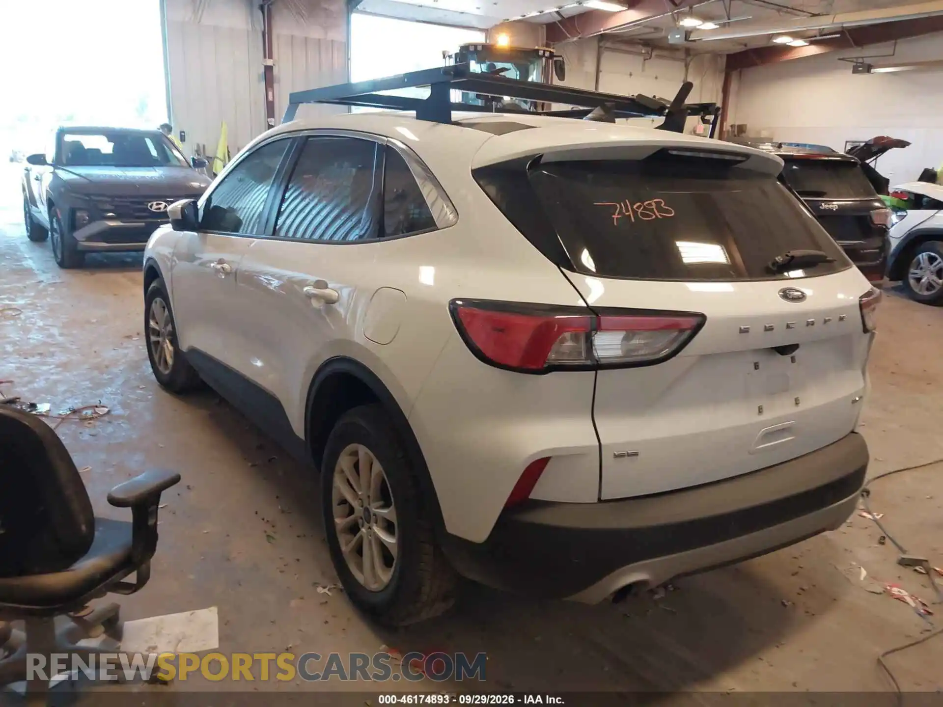 3 Photograph of a damaged car 1FMCU9G60MUA70012 FORD ESCAPE 2021