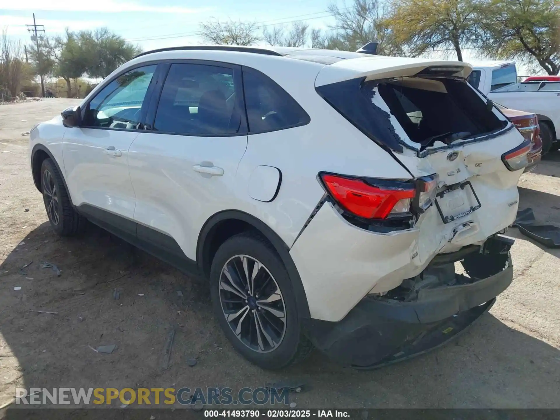 3 Photograph of a damaged car 1FMCU9G61MUA62744 FORD ESCAPE 2021