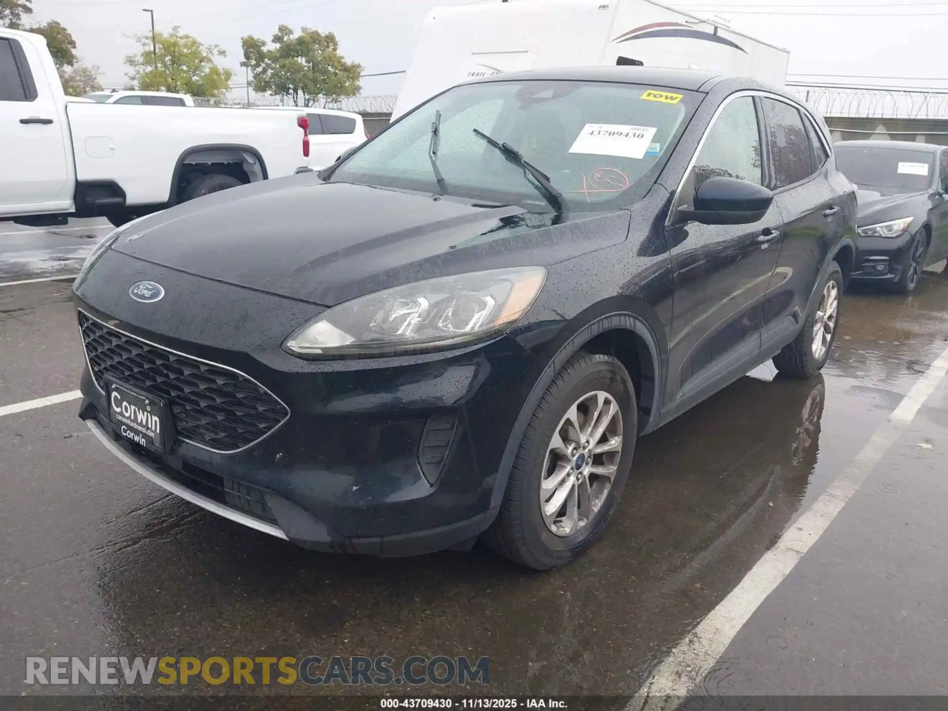 2 Photograph of a damaged car 1FMCU9G61MUA68317 FORD ESCAPE 2021