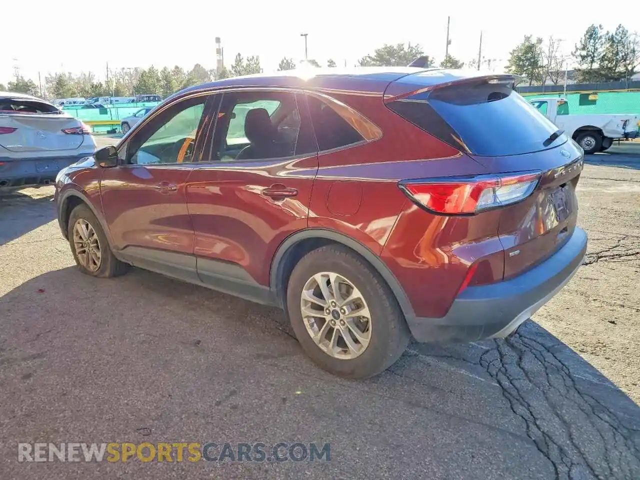 2 Photograph of a damaged car 1FMCU9G64MUA38132 FORD ESCAPE 2021