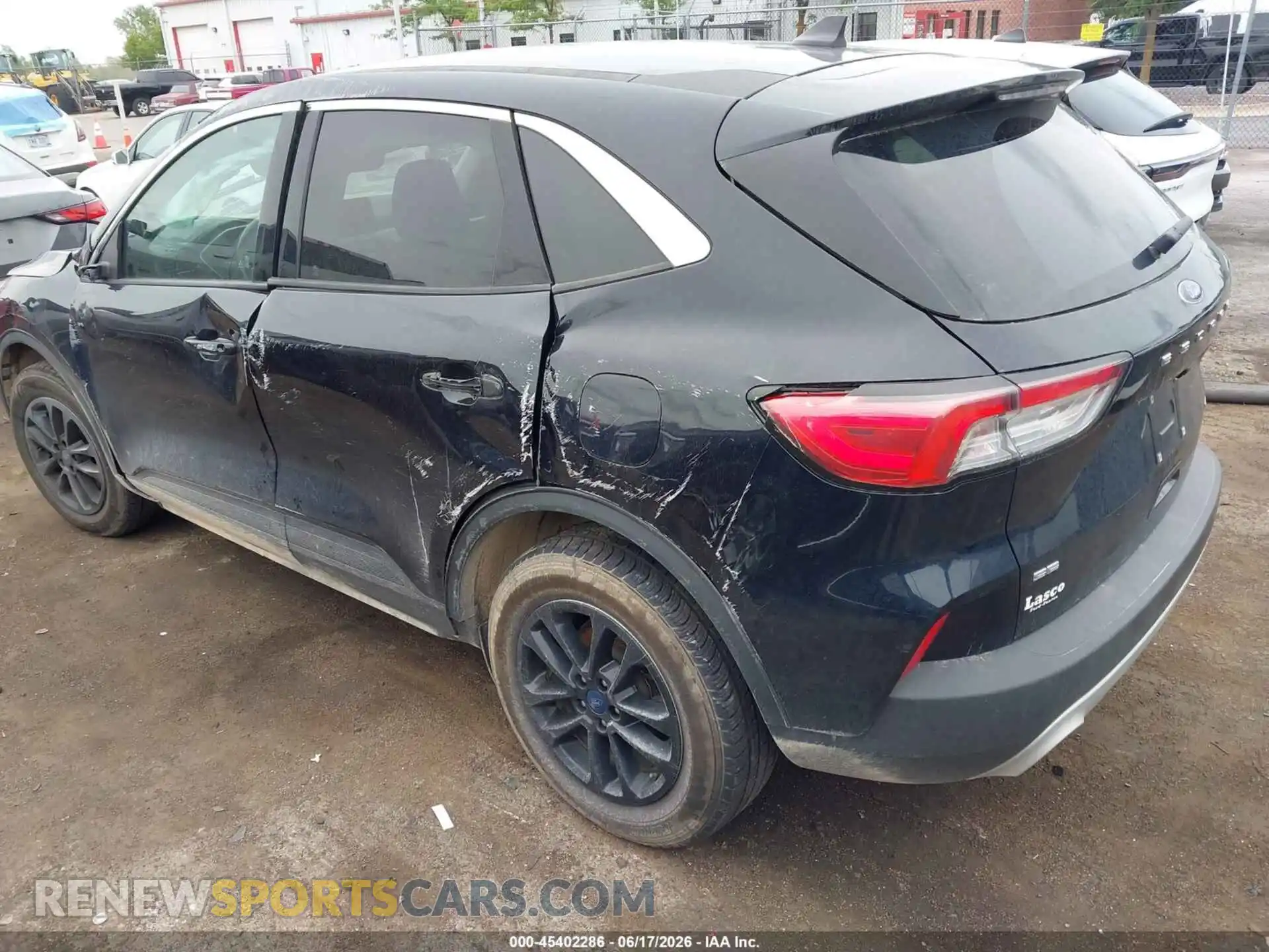 3 Фотография поврежденного автомобиля 1FMCU9G64MUB22483 FORD ESCAPE 2021