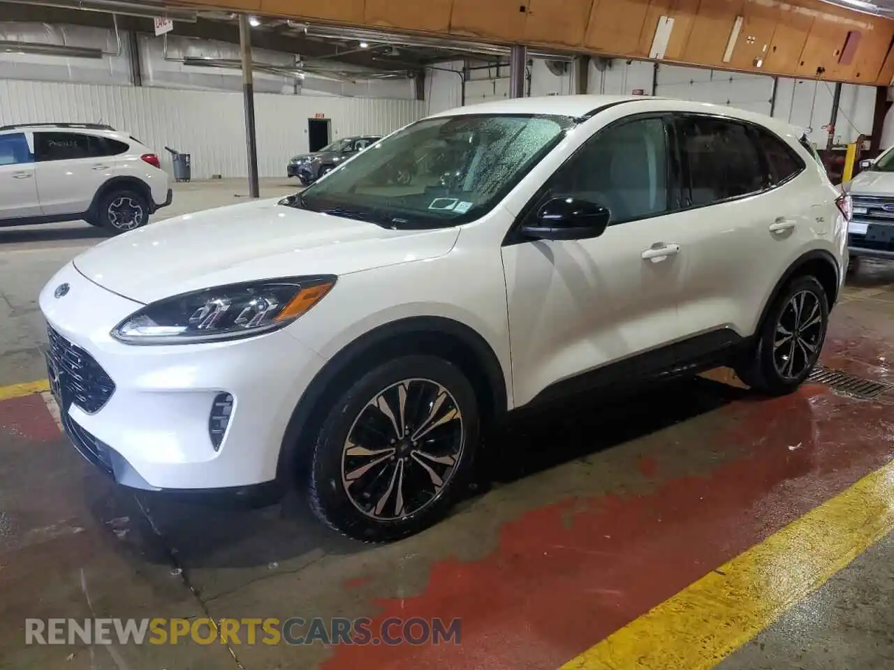1 Photograph of a damaged car 1FMCU9G65MUA33473 FORD ESCAPE 2021
