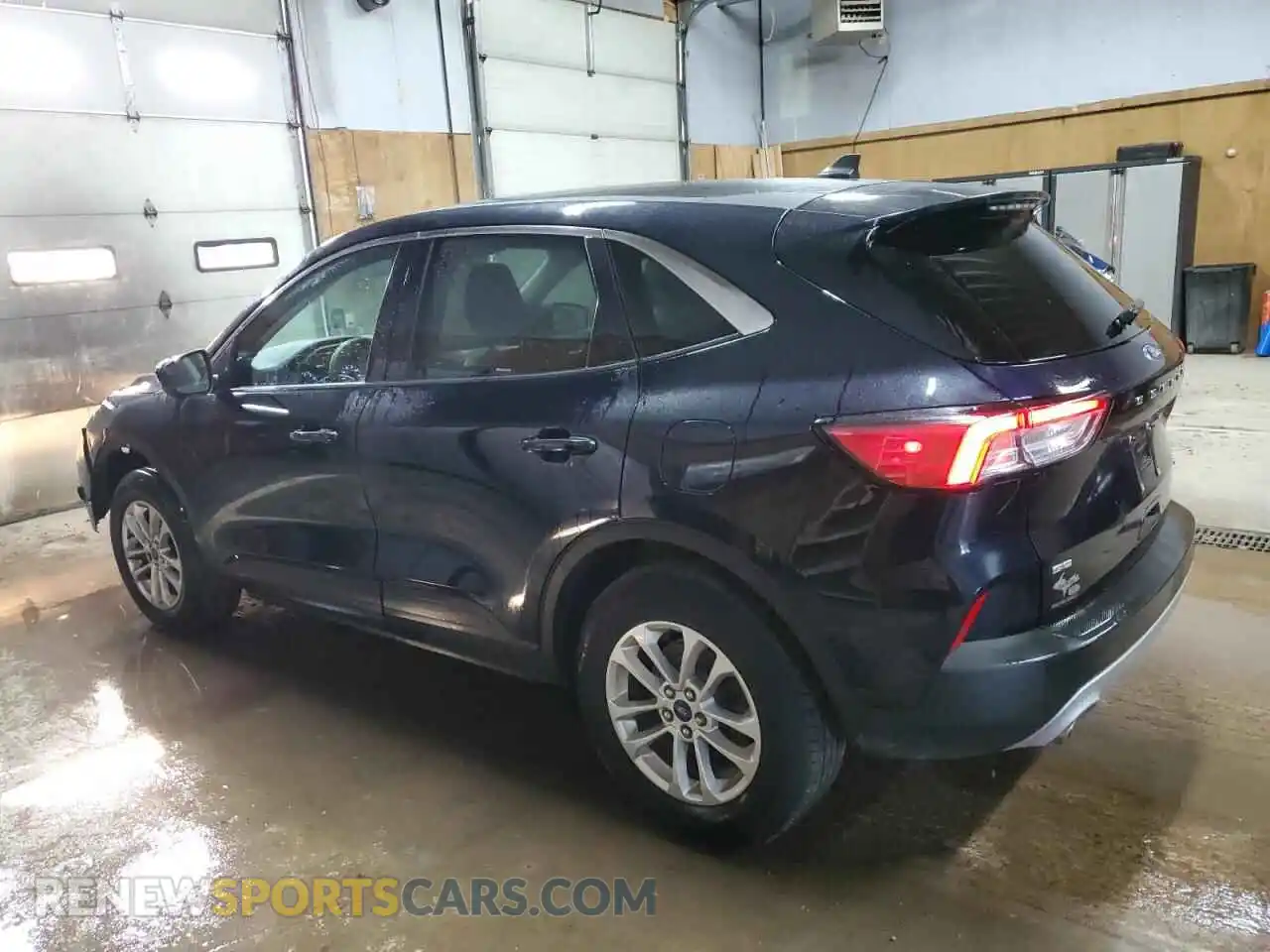 2 Photograph of a damaged car 1FMCU9G66MUA18951 FORD ESCAPE 2021