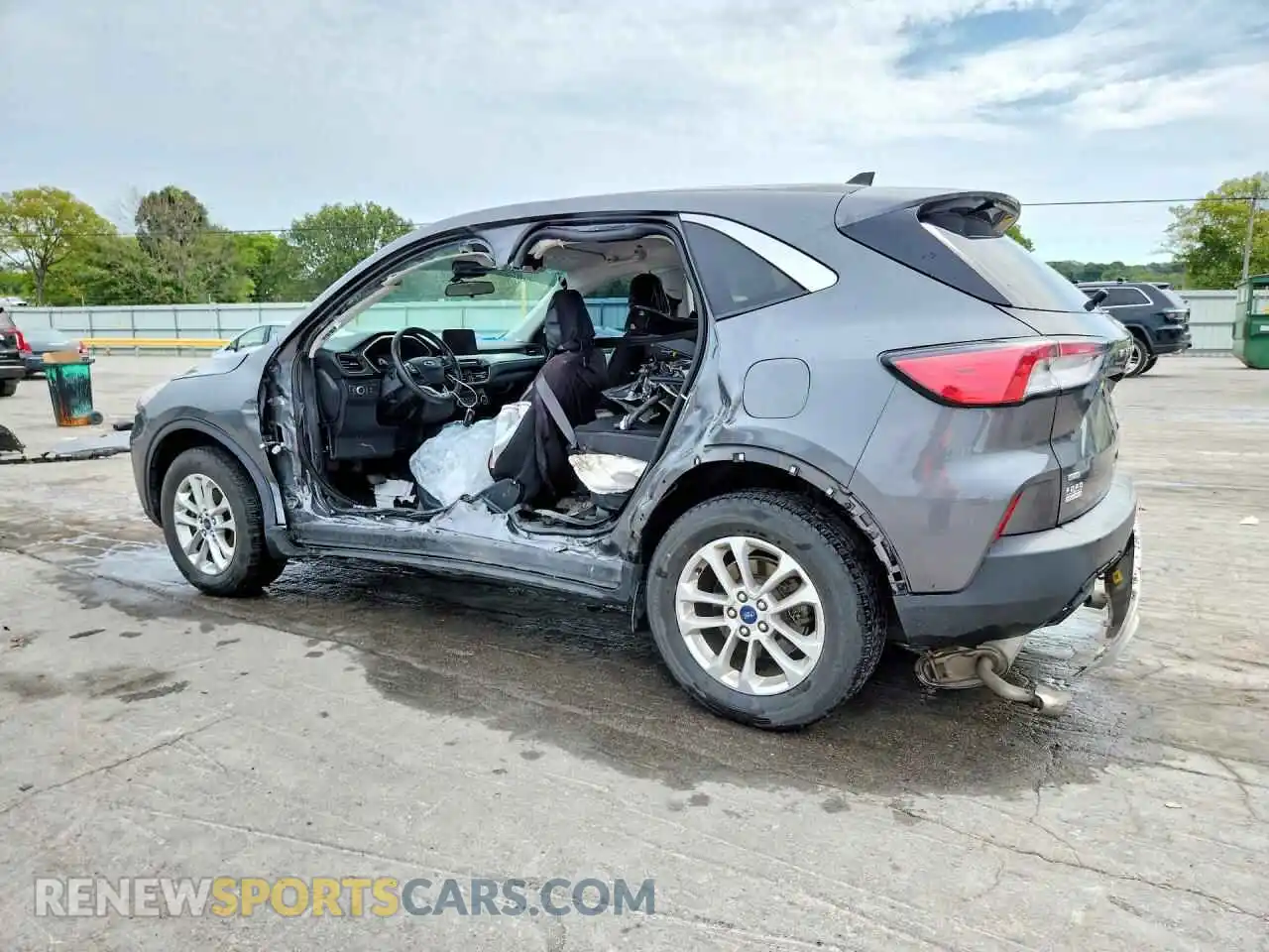 2 fotografías del automóvil dañado 1FMCU9G66MUA84819 FORD ESCAPE 2021