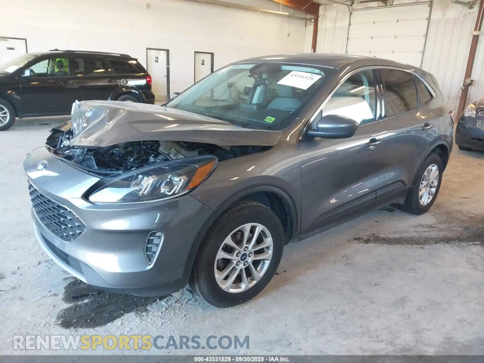 2 fotografías del automóvil dañado 1FMCU9G67MUA05397 FORD ESCAPE 2021
