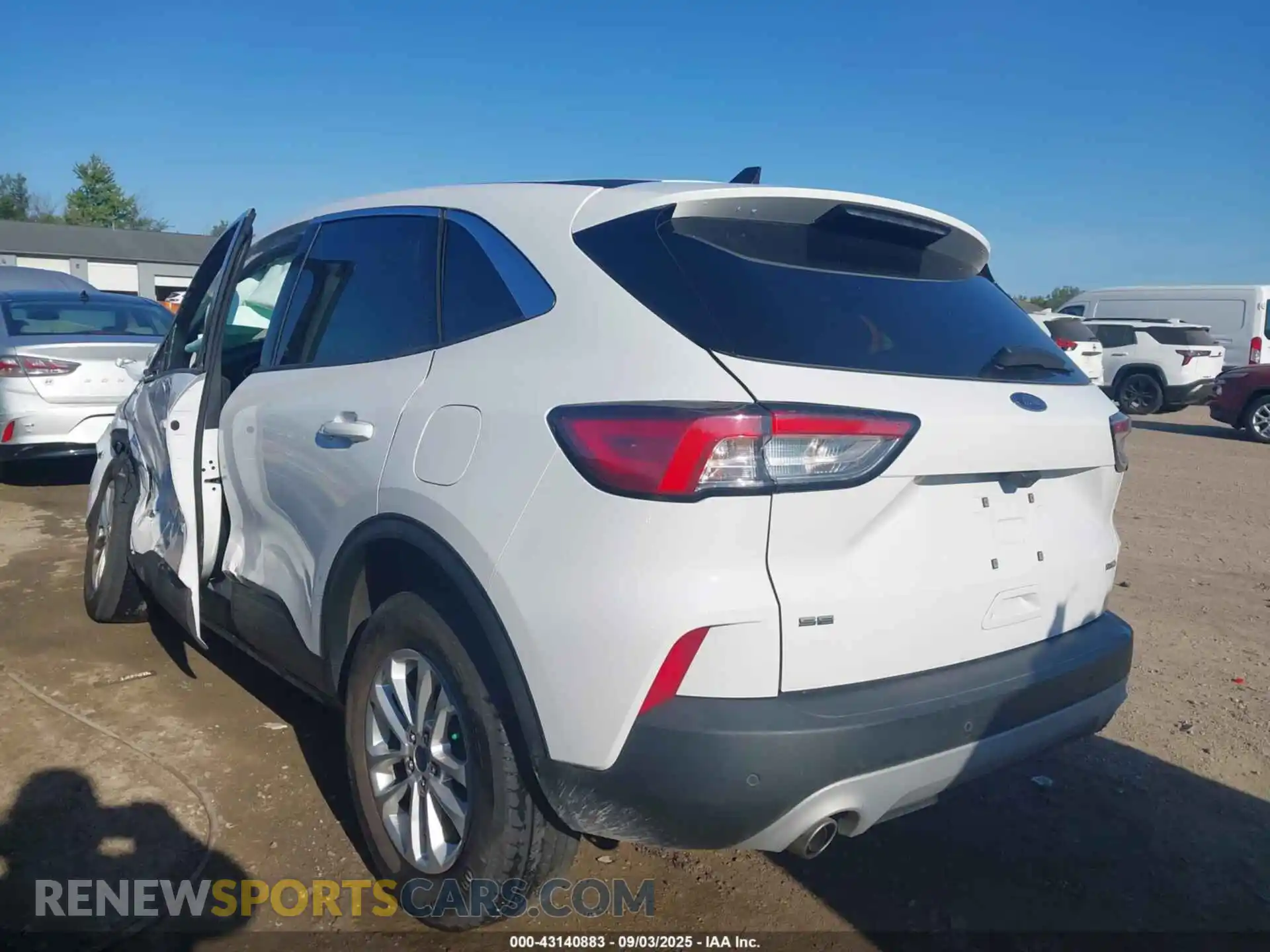 3 Photograph of a damaged car 1FMCU9G67MUA75191 FORD ESCAPE 2021