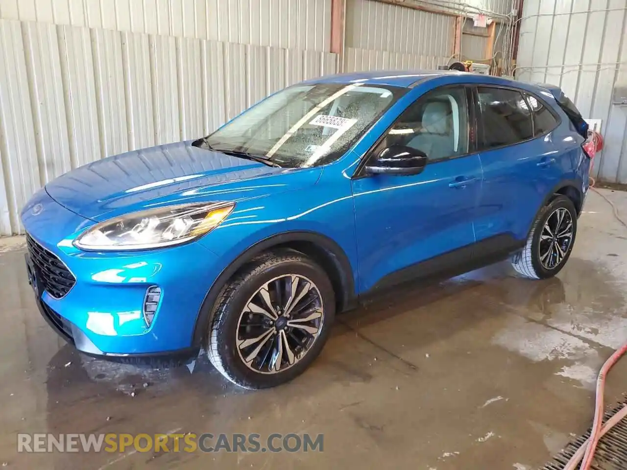 1 Photograph of a damaged car 1FMCU9G68MUA35105 FORD ESCAPE 2021