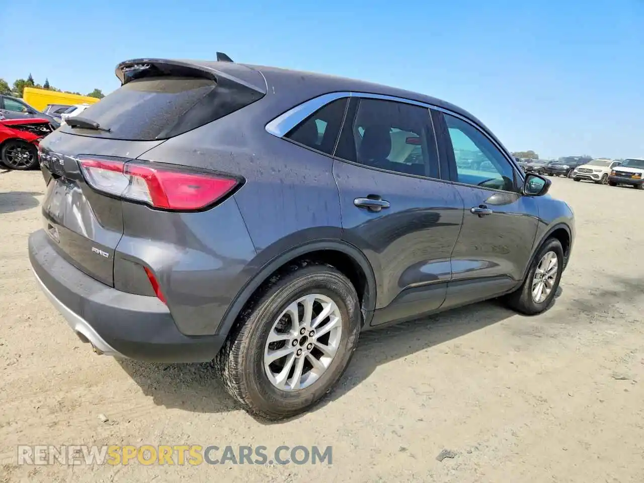 3 Фотография поврежденного автомобиля 1FMCU9G69MUA76858 FORD ESCAPE 2021