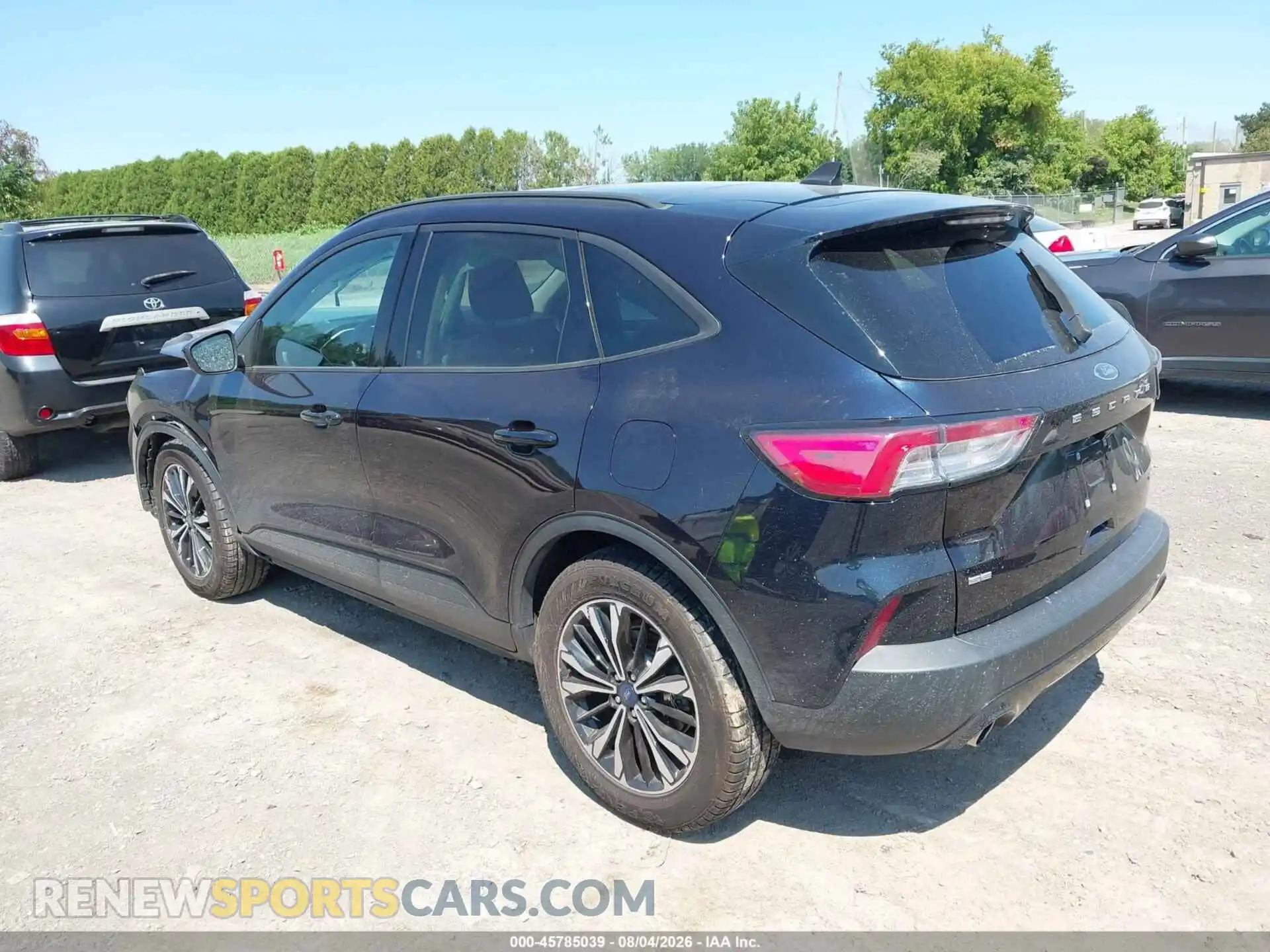 3 Photograph of a damaged car 1FMCU9G69MUB15075 FORD ESCAPE 2021