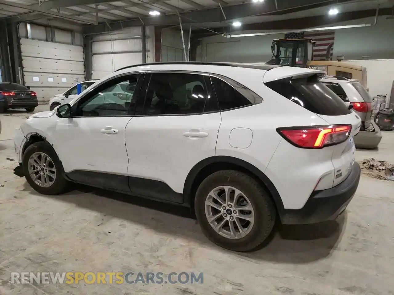 2 Photograph of a damaged car 1FMCU9G6XMUA38362 FORD ESCAPE 2021