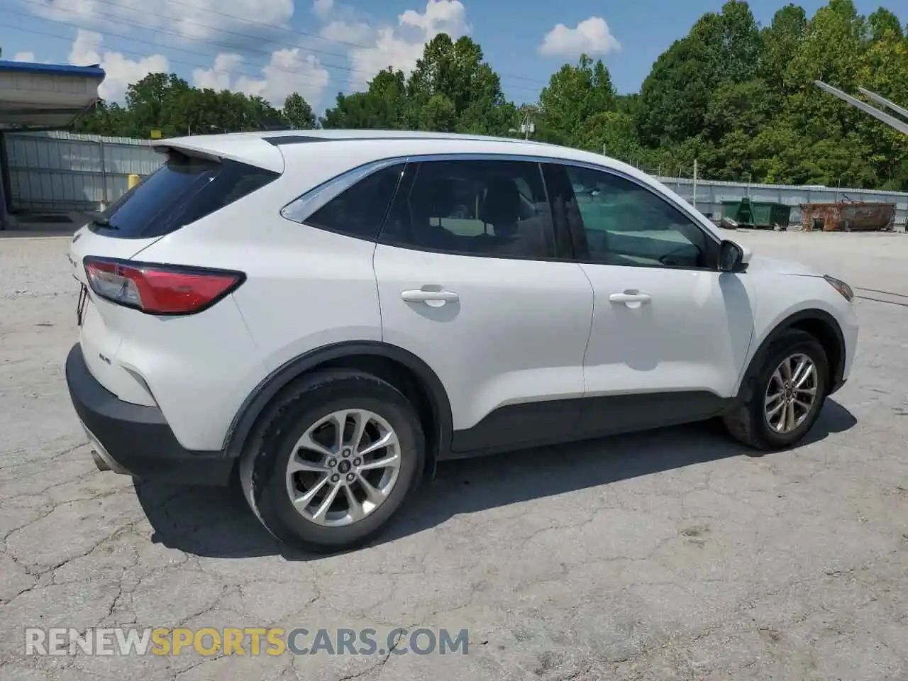 3 Photograph of a damaged car 1FMCU9G6XMUA46817 FORD ESCAPE 2021