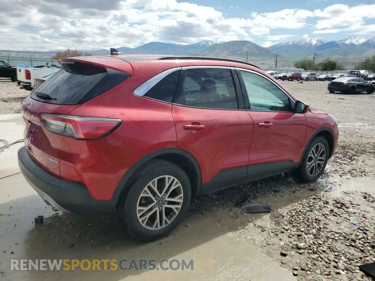 3 Photograph of a damaged car 1FMCU9H63MUA64882 FORD ESCAPE 2021