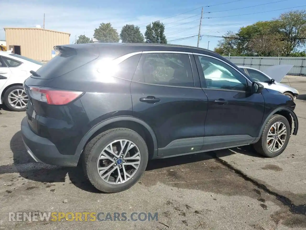 3 Photograph of a damaged car 1FMCU9H64MUA57357 FORD ESCAPE 2021