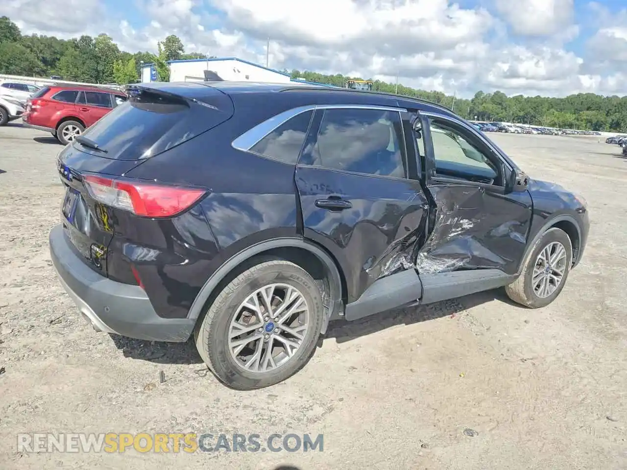 3 fotografías del automóvil dañado 1FMCU9H64MUB12437 FORD ESCAPE 2021