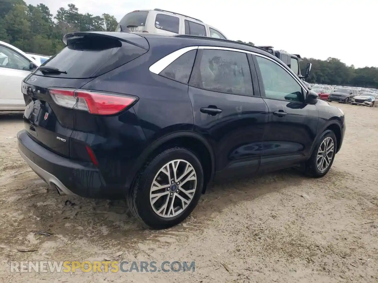 3 Photograph of a damaged car 1FMCU9H66MUB32513 FORD ESCAPE 2021